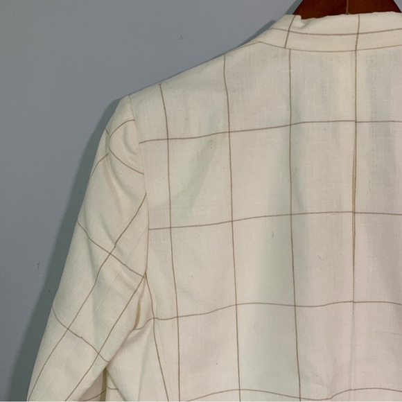 Bristol County // White, Tan Windowpane linen blazer size 16 wk2 - Picture 7 of 9